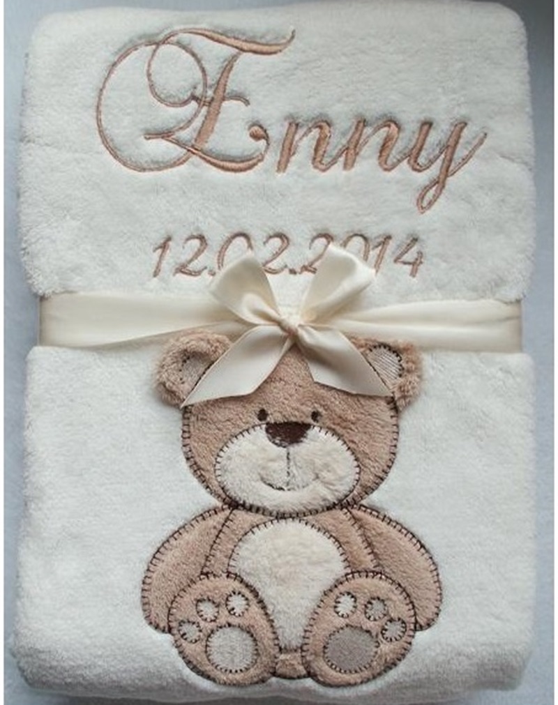 Babydecke mit Namen und Geburtsdatum – Beige mit Teddybär