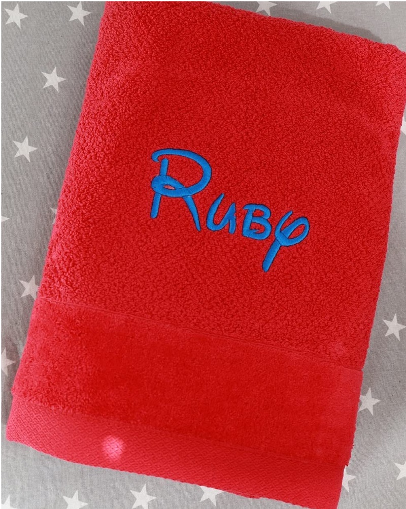 Handtuch mit Namen – Rot – 50×90