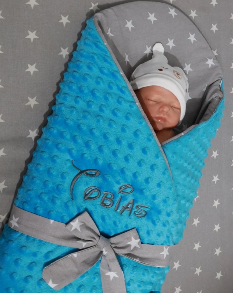 Zweilagige Einschlagdecke Babydecke mit Namen * Blau – Sternen *